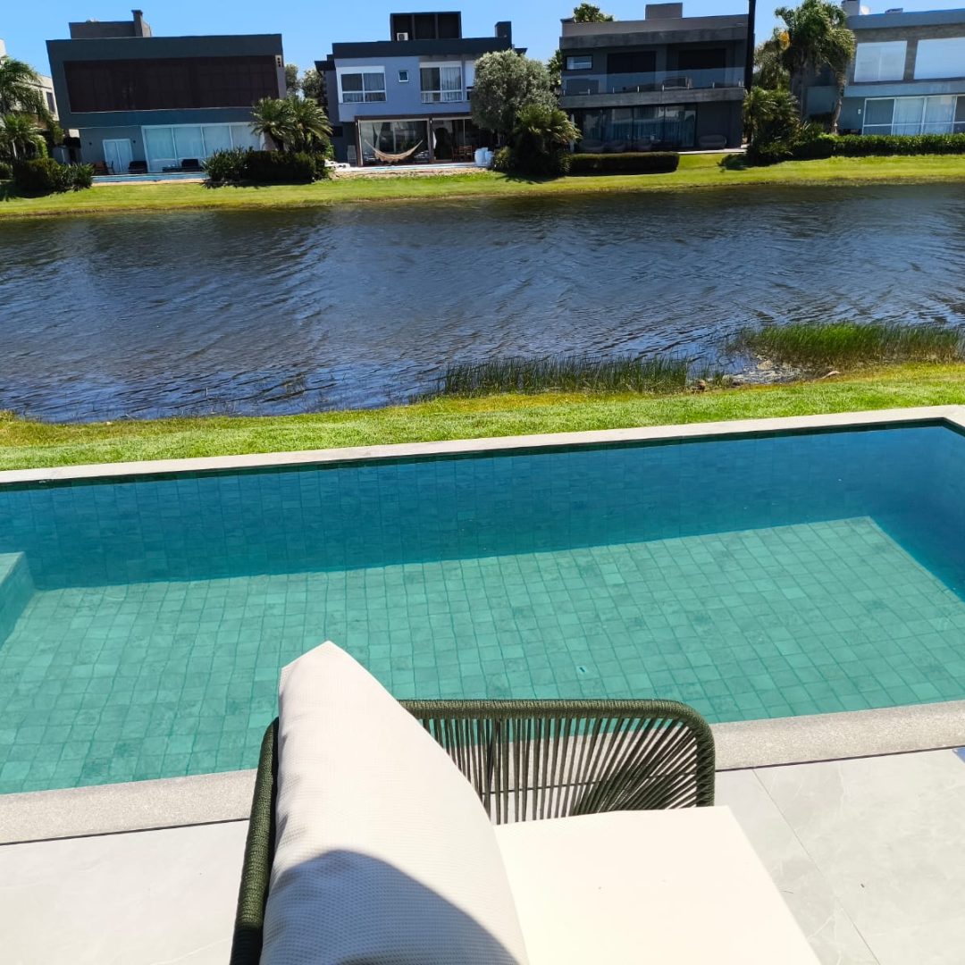 WhatsApp Image 2025-01-14 at 14.39.33 (2)